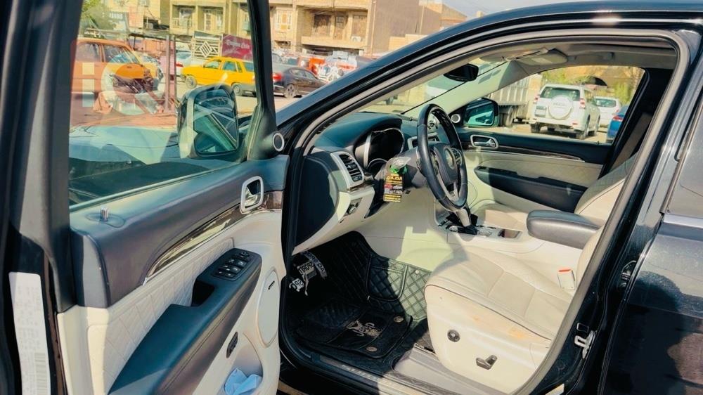 جيب جراند شيروكي